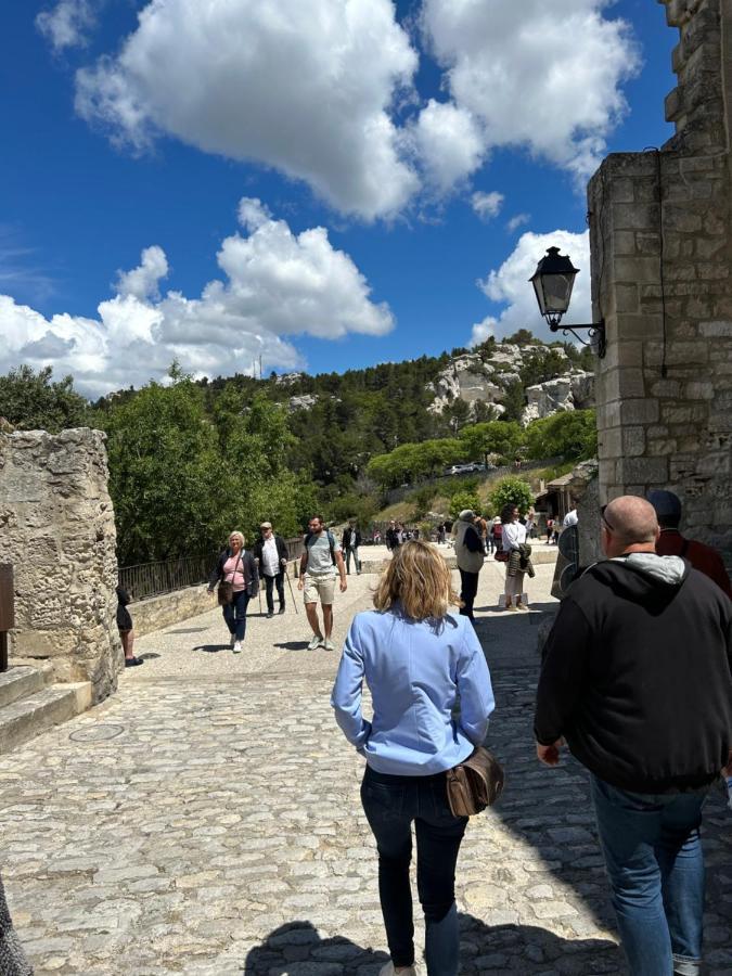 Вилла Au Coeur Des Baux Экстерьер фото